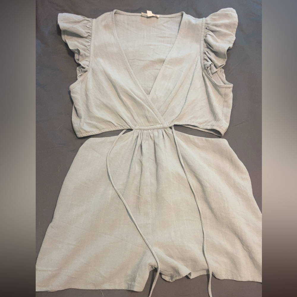 Promesa Gray Wrap Romper